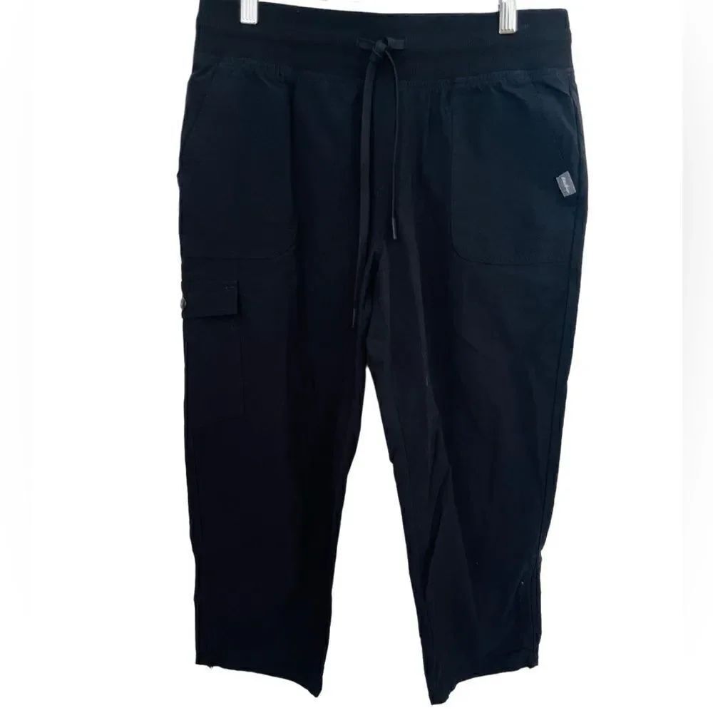 Eddie Bauer Black Outdoor Side pocket Capri Pant , elastic waistband Size M